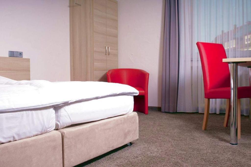 Hotel Wanner เบิบลิงเงน ภายนอก รูปภาพ